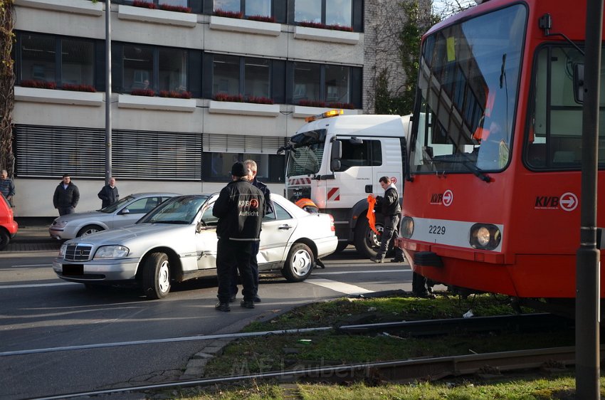 VU Koeln PKW Bahn Amsterdamerstr Friedrich Karlstr P105.JPG